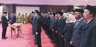 Pemprov Sultra Melantik 9 Pejabat Eselon II Pemprov Sultra Melantik 9 Sejumlah Pejabat Eselon II