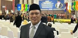 Pius Lustrilanang Dikukuhkan sebagai Guru Besar di Unsoed, Ruksamin Mengucapkan Selamat Pius Lustrilanang Dikukuhkan sebagai Guru Besar di Unsoed, Ruksamin Mengucapkan Selamat