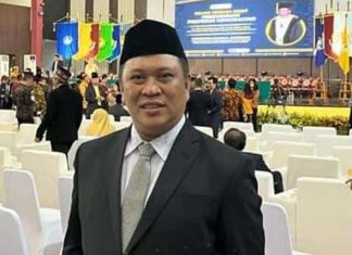 Pius Lustrilanang Dikukuhkan sebagai Guru Besar di Unsoed, Ruksamin Mengucapkan Selamat Pius Lustrilanang Dikukuhkan sebagai Guru Besar di Unsoed, Ruksamin Mengucapkan Selamat