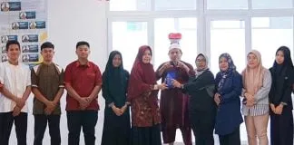 Diskominfo Kota Kendari Lepas Siswa PKL Diskominfo Kota Kendari Lepas Siswa PKL