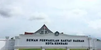 DPRD Kendari Usulkan Asmawa Tosepu dan Nadhira Seha Nur Jadi Pj Wali Kota Dewan Perwakilan Rakyat Daerah (DPRD) Kota Kendari