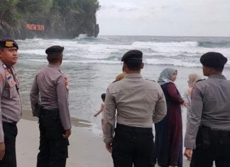 Pantai Taipa Ditutup Sementara, Satu Pelajar Masih Hilang Pantai Taipa Ditutup Sementara, Satu Pelajar Masih Hilang