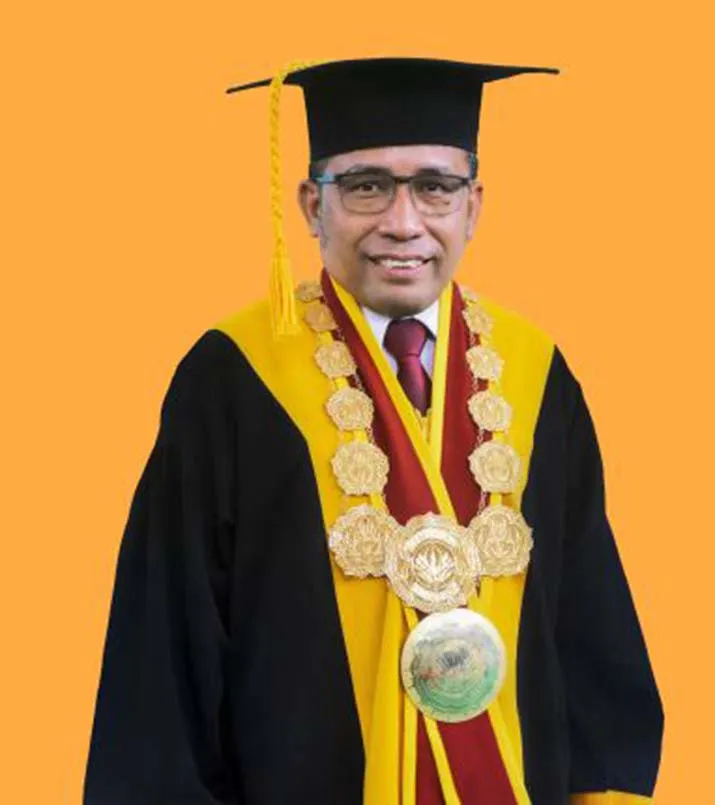 Prof. Dr. Zamrun Firihu, S.Si., M.Si., M.Sc