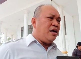 Bupati Konawe Utara Imbau Wisatawan Pantai Taipa Berhati-hati Bupati Konawe Utara, Ruksamin