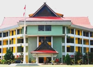 8 Program Studi Favorit Universitas Halu Oleo (UHO) Kendari 8 Program Studi Favorit Universitas Halu Oleo (UHO) Kendari