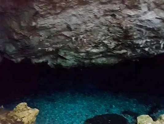 Gua Mokobeau, Pesona Wisata Alam di Pulau Siompu, Buton Selatan Gua Mokobeau, Pesona Wisata Alam di Pulau Siompu, Buton Selatan