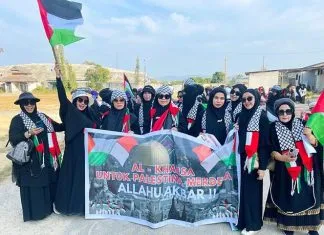 Masyarakat Kendari Gelar Aksi Damai: Hentikan Agresi Israel terhadap Palestina Masyarakat Kendari Gelar Aksi Damai: Hentikan Agresi Israel terhadap Palestina