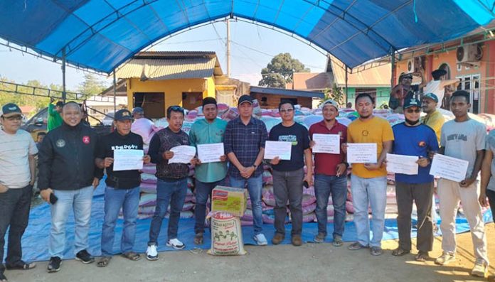 PT WIN Kembali Salurkan 3000 Paket Sembako ke Masyarakat Lingkar Tambang