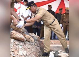 Pemkot Kendari Mulai Bangun Gerbang Batas Kota Puuwatu-Konawe Pemkot Kendari Mulai Bangun Gerbang Batas Kota Puuwatu-Konawe