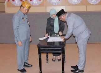 DPRD Kota Kendari Setujui Raperda Pajak Daerah dan Retribusi Daerah DPRD Kota Kendari Setujui Raperda Pajak Daerah dan Retribusi Daerah