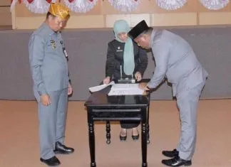 DPRD Kota Kendari Setujui Raperda Pajak Daerah dan Retribusi Daerah DPRD Kota Kendari Setujui Raperda Pajak Daerah dan Retribusi Daerah