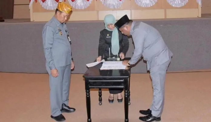 raperda_pajak DPRD Kota Kendari Setujui Raperda Pajak Daerah dan Retribusi Daerah