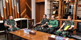 Bupati Konut Audiensi dengan Kasad Dudung Bahas Pembangunan Skuadron Lapangan Terbang Bupati Konut Audiensi dengan Kasad Dudung Bahas Pembangunan Skuadron Lapangan Terbang