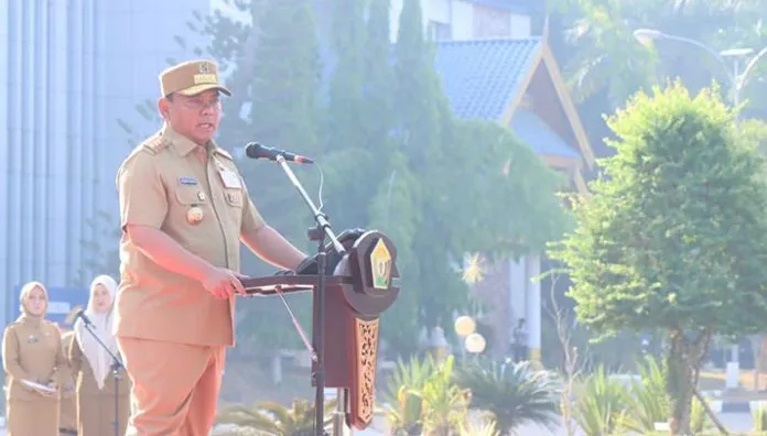 Pj Gubernur Sultra Ingatkan Tantangan Ekonomi Global dan Daerah