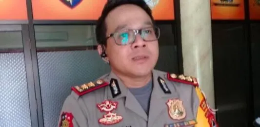 Oknum Mengaku Wartawan Jadi Tersangka Kasus ITE, Begini Penjelasan Ditreskrimsus Polda Sultra Direktur DitReskrimsus Polda Sulawesi Tenggara (Sultra), Kombes Pol Bambang Wijanarko