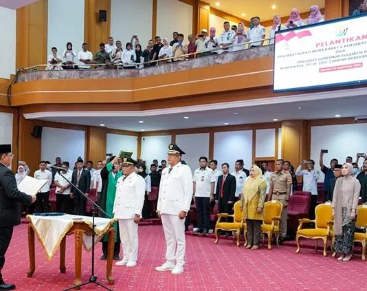 Pj Gubernur Sultra Lantik Muhammad Yusup dan La Ode Butolo sebagai Pj Wali Kota Kendari dan Pj Bupati Muna Barat Pj Gubernur Sultra Lantik Muhammad Yusup dan La Ode Butolo sebagai Pj Wali Kota Kendari dan Pj Bupati Muna Barat