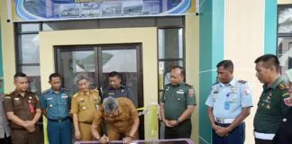 Ketua DPRD Kendari Hadiri Peresmian Kantor Kecamatan Baruga Ketua DPRD Kendari Hadiri Peresmian Kantor Kecamatan Baruga