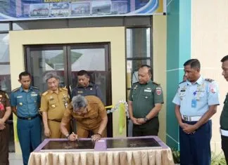 Ketua DPRD Kendari Hadiri Peresmian Kantor Kecamatan Baruga Ketua DPRD Kendari Hadiri Peresmian Kantor Kecamatan Baruga
