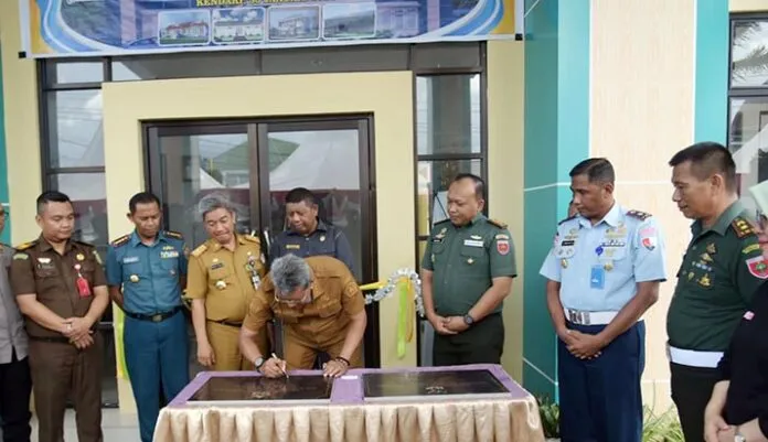 Ketua DPRD Kendari Hadiri Peresmian Kantor Kecamatan Baruga