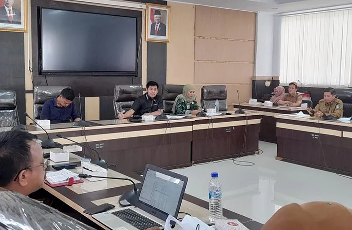 DPRD Kendari Minta Perumda Tarik Kembali PHK Karyawan