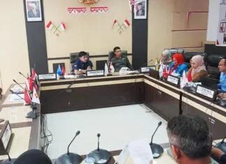 Komisi II DPRD Kendari Gelar RDP Bahas PHK Karyawan Perumda Komisi II DPRD Kendari Gelar RDP Bahas PHK Karyawan Perumda