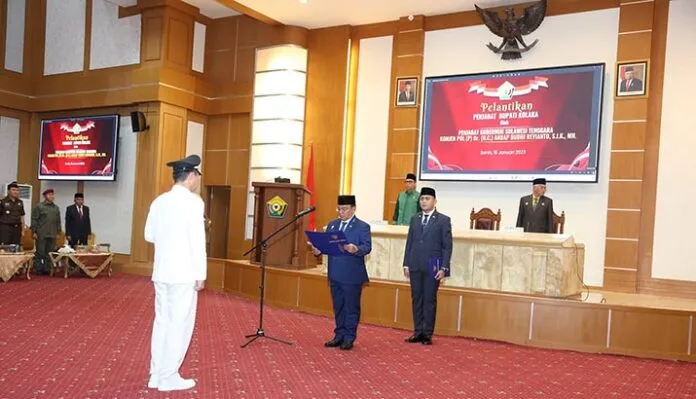 Abdurrahman Shaleh Hadiri Pelantikan PJ Bupati Kolaka