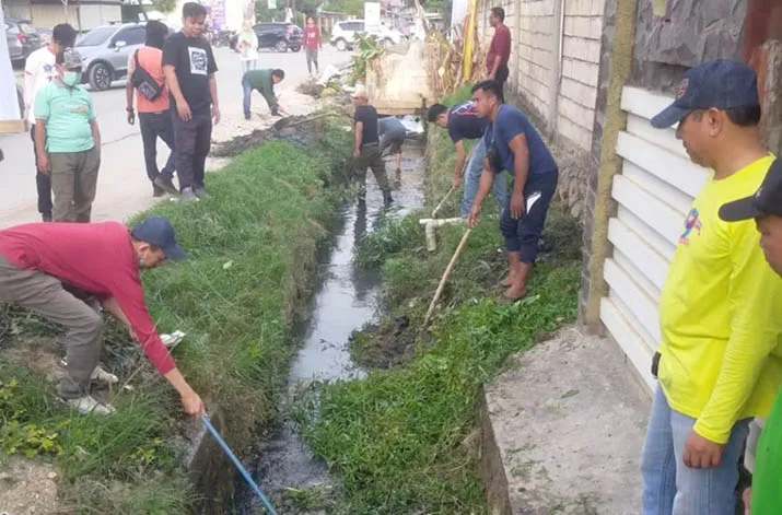 DPRD Kendari Rutin Gelar Aksi Bersih-Bersih Kota Mendukung Pencegahan Banjir