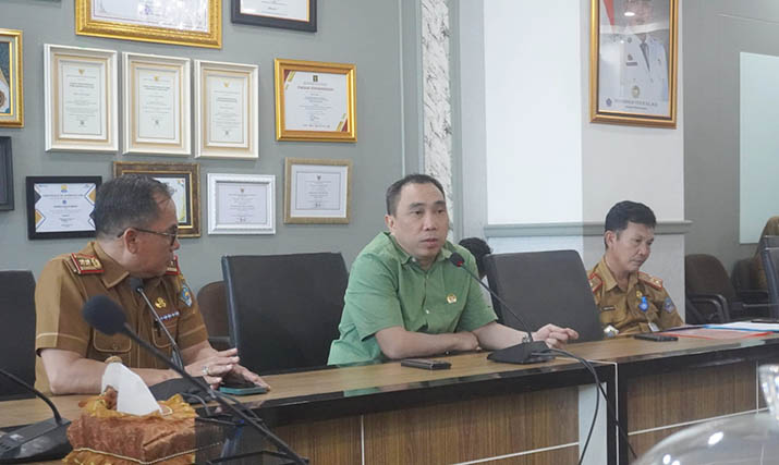 Pedagang Pasar Basah Mandonga Mengadu ke DPRD Kendari Soal Harga Kios Mahal