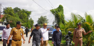 DPRD Kendari Tinjau Lapangan Dugaan Pelanggaran Aturan oleh Developer Griya Asri Cendana DPRD Kendari Tinjau Lapangan Dugaan Pelanggaran Aturan oleh Developer Griya Asri Cendana