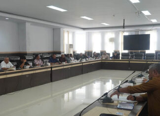 Warga Griya Asri Cendana Datangi DPRD Kendari, Protes Developer Bangun Fasilitas Umum Tanpa Izin Warga Griya Asri Cendana Datangi DPRD Kendari, Protes Developer Bangun Fasilitas Umum Tanpa Izin