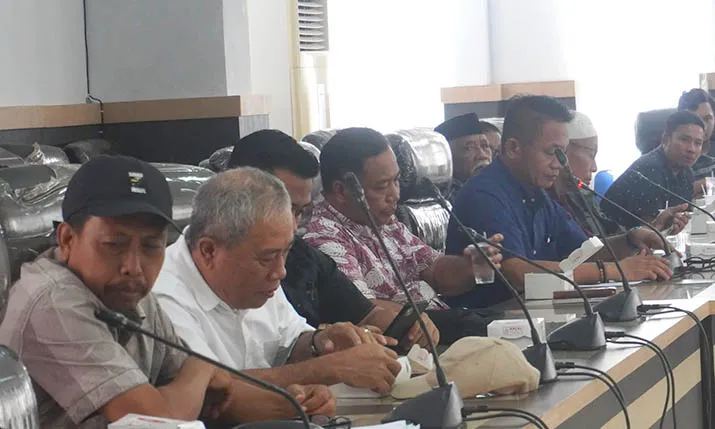 Warga Griya Asri Cendana Datangi DPRD Kendari, Protes Developer Bangun Fasilitas Umum Tanpa Izin