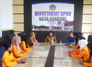 DPRD Kendari Berikan Pengalaman Dunia Kerja ASN kepada Mahasiswa UHO DPRD Kendari Berikan Pengalaman Dunia Kerja ASN kepada Mahasiswa UHO