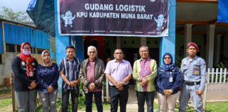 Sekda Sultra Tinjau Logistik Pemilu di Muna Barat, Pastikan Kesiapan Distribusi dan Antisipasi Cuaca Buruk Sekda Sultra Tinjau Logistik Pemilu di Muna Barat, Pastikan Kesiapan Distribusi dan Antisipasi Cuaca Buruk