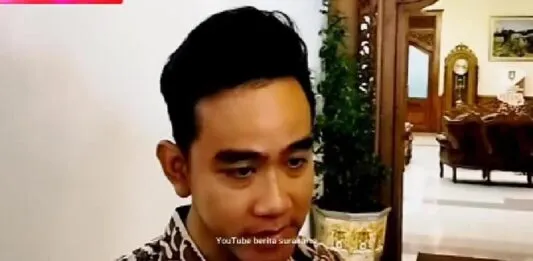 Gibran Respons Gugatan di MK: Misal Kalah Lagi, Diulang Sampai Menang ? Gibran Respons Gugatan di MK: Misal Kalah Lagi, Diulang Sampai Menang ?