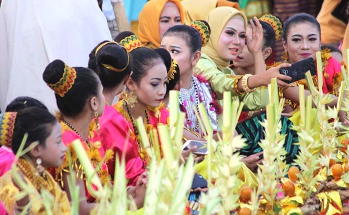 5 Wisata Budaya Sultra : Menyaksikan Keindahan Tradisi di Bumi Anoa