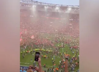 Detik Detik Bayer Leverkusen Juara Bundesliga! Tak Terkalahkan dalam 29 Laga, Patahkan Rekor Bayern Munich Detik Detik Bayer Leverkusen Juara Bundesliga! Tak Terkalahkan dalam 29 Laga, Patahkan Rekor Bayern Munich