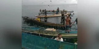 Protes Ombak Besar, Warga Tahan Kapal Cepat di Lautan Cempedak Konsel Protes Ombak Besar, Warga Tahan Kapal Cepat di Lautan Cempedak Konsel