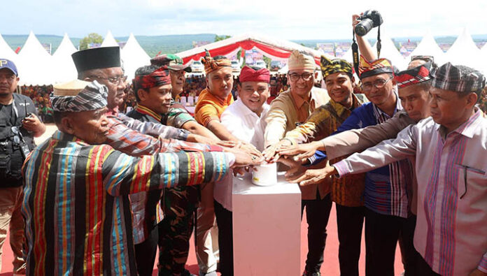 Kantor Bupati Buton Tengah Diresmikan, Pj Gubernur Sultra Berharap Pelayanan Masyarakat Meningkat