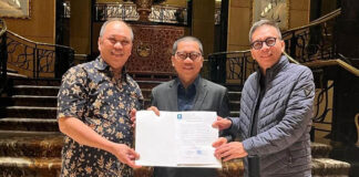 Ruksamin Terima Rekomendasi PAN untuk Maju Pilgub Sultra 2024 Ruksamin Terima Rekomendasi PAN untuk Maju Pilgub Sultra 2024