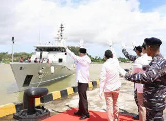 ERB Sultra 2024 “Maimo Cinta Rupiah” Digelar untuk Jaga Kedaulatan Rupiah di Wilayah 3T ERB Sultra 2024 "Maimo Cinta Rupiah" Digelar untuk Jaga Kedaulatan Rupiah di Wilayah 3T