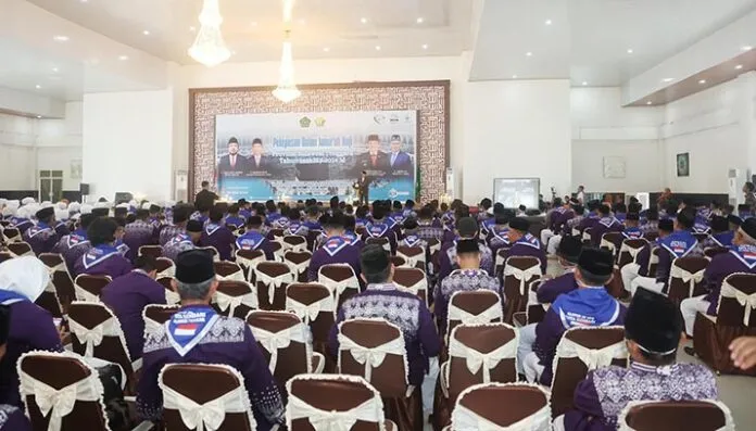 2.122 Jamaah Calon Haji asal Sultra Berangkat Menuju Tanah Suci