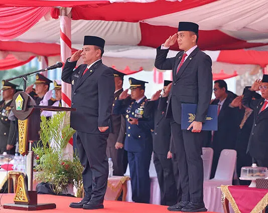 Andap Budhi Pimpin Upacara Harkitnas ke-116 di Sultra, Usung Tema “Bangkit untuk Indonesia Emas” Andap Budhi Pimpin Upacara Harkitnas ke-116 di Sultra, Usung Tema "Bangkit untuk Indonesia Emas"