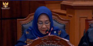 Tina Nur Alam Mengundurkan Diri sebagai Caleg DPR RI Dapil Sultra 2024 Tina Nur Alam Mengundurkan Diri sebagai Caleg DPR RI Dapil Sultra 2024