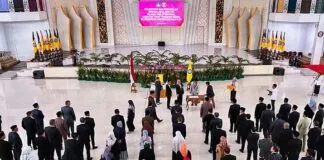 Rektor UHO Lantik 102 Pejabat Nonstruktural: Harapan Baru untuk Kemajuan Universitas Rektor UHO Lantik 102 Pejabat Nonstruktural: Harapan Baru untuk Kemajuan Universitas