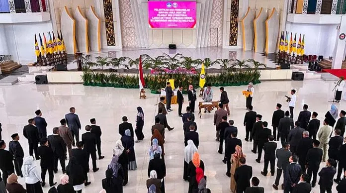 Rektor UHO Lantik 102 Pejabat Nonstruktural: Harapan Baru untuk Kemajuan Universitas