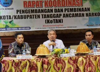 Pemkot Kendari Gandeng Masyarakat Perangi Narkoba Melalui Siskamling Pemkot Kendari Gandeng Masyarakat Perangi Narkoba Melalui Siskamling