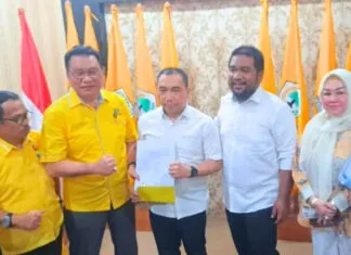DPP Partai Golkar Resmi Usung Aksan Jaya Putra-Andi Sulolipu Sebagai Calon Wali Kota dan Wakil Wali Kota Kendari 2024 DPP Partai Golkar Resmi Usung Aksan Jaya Putra-Andi Sulolipu Sebagai Calon Wali Kota dan Wakil Wali Kota Kendari 2024