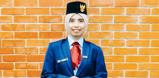 Novi Alviani, Alumni UHO yang Mengajar Bahasa Indonesia di Harvard University Novi Alviani, Alumni UHO yang Mengajar Bahasa Indonesia di Harvard University