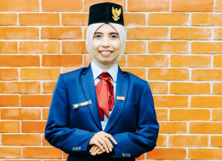 Novi Alviani, Alumni UHO yang Mengajar Bahasa Indonesia di Harvard University Novi Alviani, Alumni UHO yang Mengajar Bahasa Indonesia di Harvard University