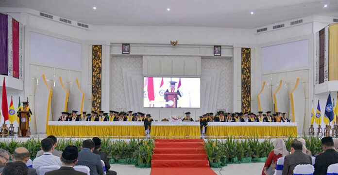 Dies Natalis ke-43, UHO Buktikan Diri sebagai Perguruan Tinggi Berkualitas